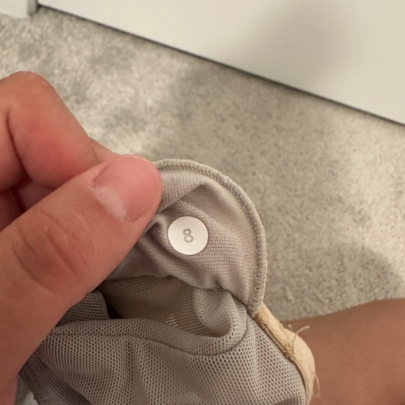 Lululemon Vintage Grey White Halter Workout Tank Top Size 8 Women’s Y2K - Picture 9 of 12